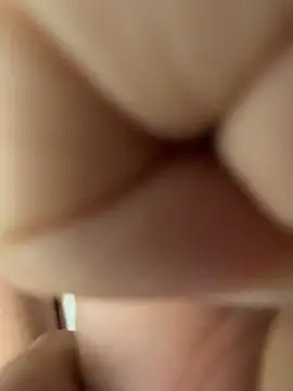 CharmingMysterious' Live XXX Chat