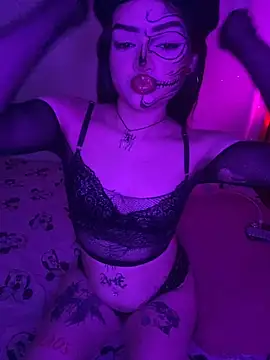 Vennuss_555's Live XXX Chat