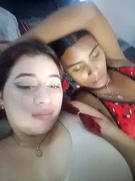 Pertunjukan Kamera Web Chloe_Sky_love