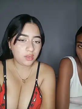 دردشة Chloe_Sky_love الجنسية المباشرة