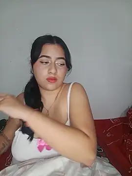 Chloe_Sky_love – webcam-show