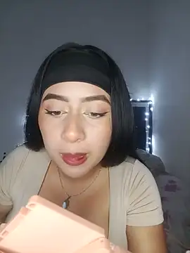 Chloe_Sky_love: вебкам-шоу