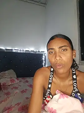Chloe_Sky_love 网络视讯表演