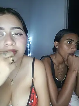 Chloe_Sky_love 网络视讯表演