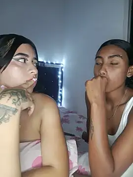 Show modela Chloe_Sky_love na web-kameri
