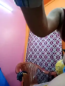 Hotpuja25's Live XXX Chat