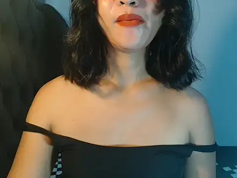 lava_lux Pertunjukan Webcam