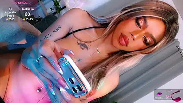 Andrea_Bryte Pertunjukan Webcam
