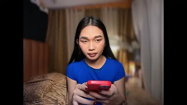hugeasiancockandrea Pertunjukan Webcam