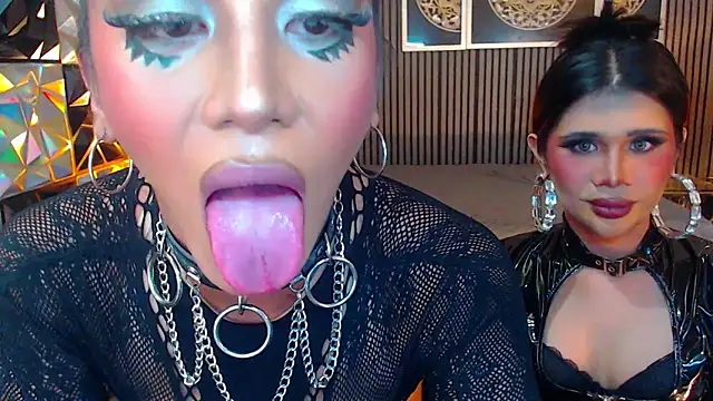 AudreyMilesTrans 现场性爱视讯表演
