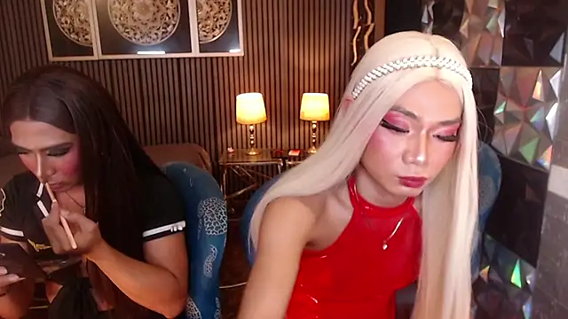 AudreyMilesTrans Pertunjukan Webcam