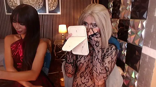 AudreyMilesTrans 网络视讯表演