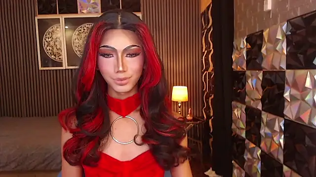 Show modela AudreyMilesTrans na web-kameri
