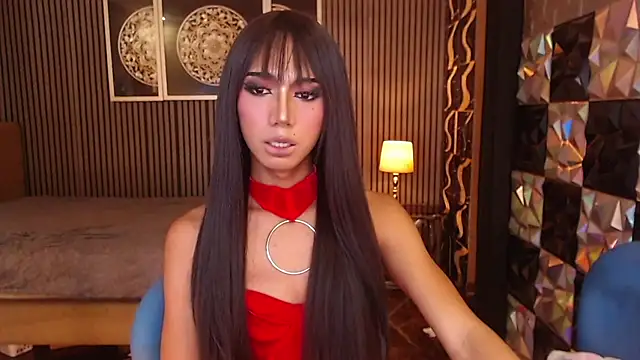 Show modela AudreyMilesTrans na web-kameri