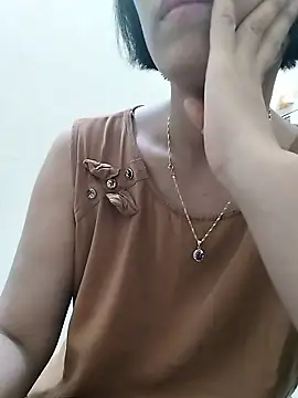 צ'אט XXX בשידור חי של love_sexy090