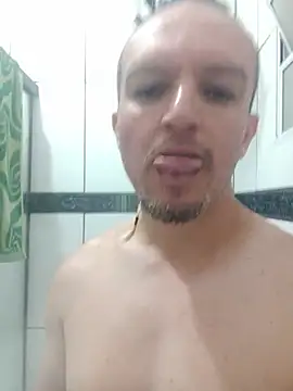 Show modela Suamulherfeliz na web-kameri