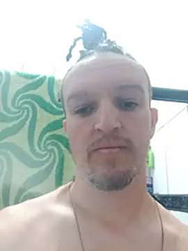 Show modela Suamulherfeliz na web-kameri
