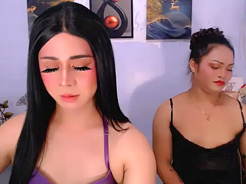 Bini_Red: вебкам-шоу