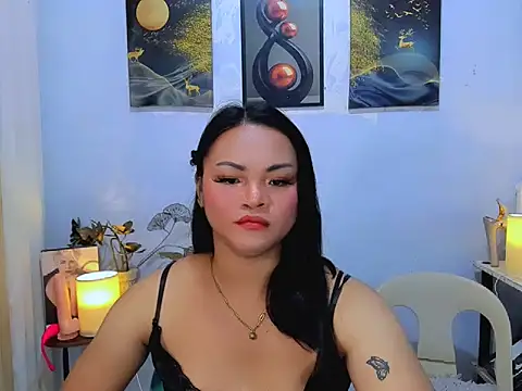 Bini_Red Show Webcam
