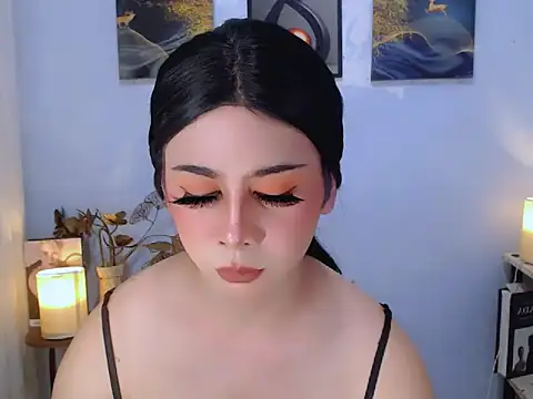 Bini_Red Pertunjukan Webcam