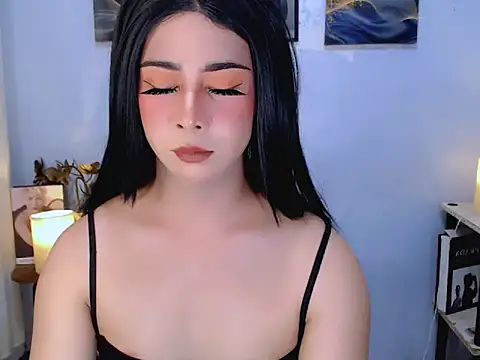 Bini_Red Webcamshow