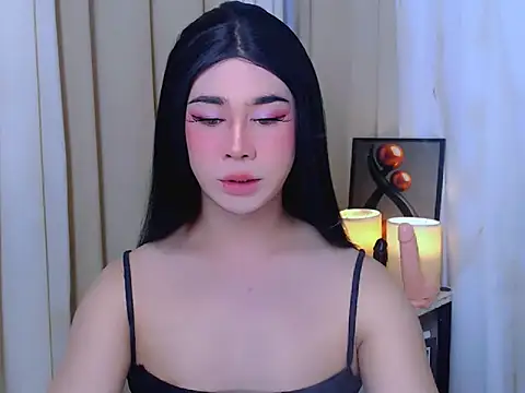 Bini_Red Pertunjukan Webcam