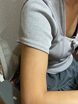 Mina048's Live Chat Room