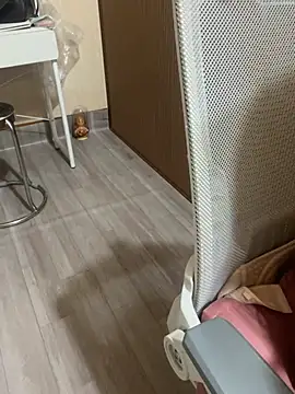 Živá chatovací místnost Mina048