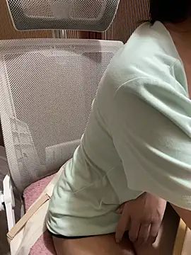 Mina048's Webcam Show