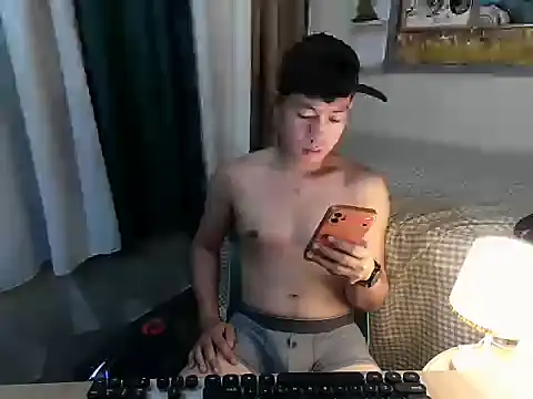 โชว์เว็บแคมของ xshyboyx