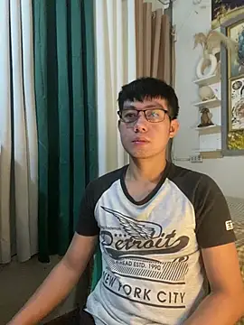xshyboyx 在線直播表演