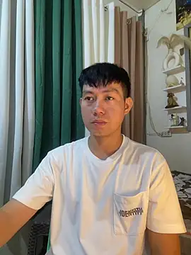 Webkamerová show xshyboyx