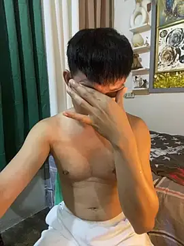 โชว์เว็บแคมของ xshyboyx