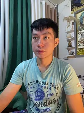 xshyboyx Show in webcam