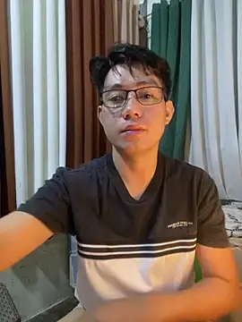 xshyboyx webcam show