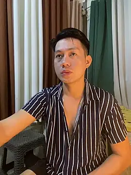 xshyboyx 在線直播表演