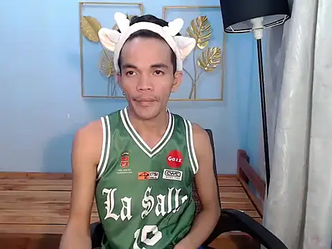 Natsboii Show in webcam