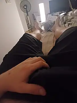 Marco200455 webcam show