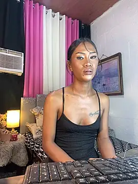 Pokazy przed kamerką – Tarah_victoria_collins