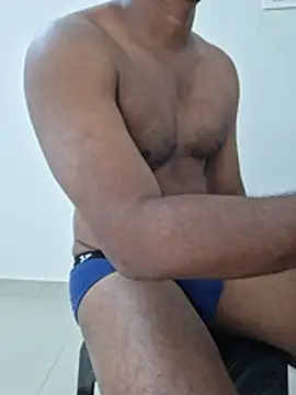 MalluCamBoy Adlı Modelin Web Kamerası Şovu