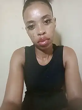 Reddewww's Live XXX Chat