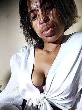 Reddewww's Live XXX Chat