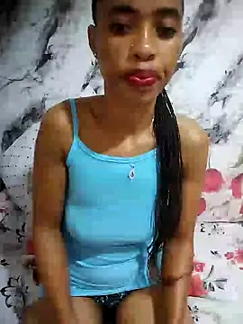 Reddewww Adlı Modelin Canlı XXX Sohbeti