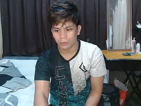 Webkamerová show cumwhat_me