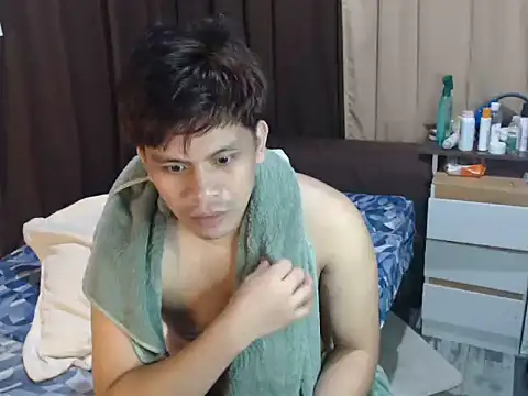 Вебкам-шоу cumwhat_me