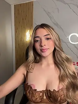 Chat XXX en directo de KYLIE_JONES6