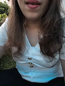 Ariana-Vy 网络视讯表演