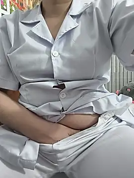 Ariana-Vy 在線直播表演