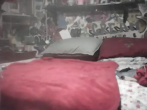 Twoslipperywhenwett – live chatrum