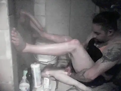 Show webcam de Twoslipperywhenwett